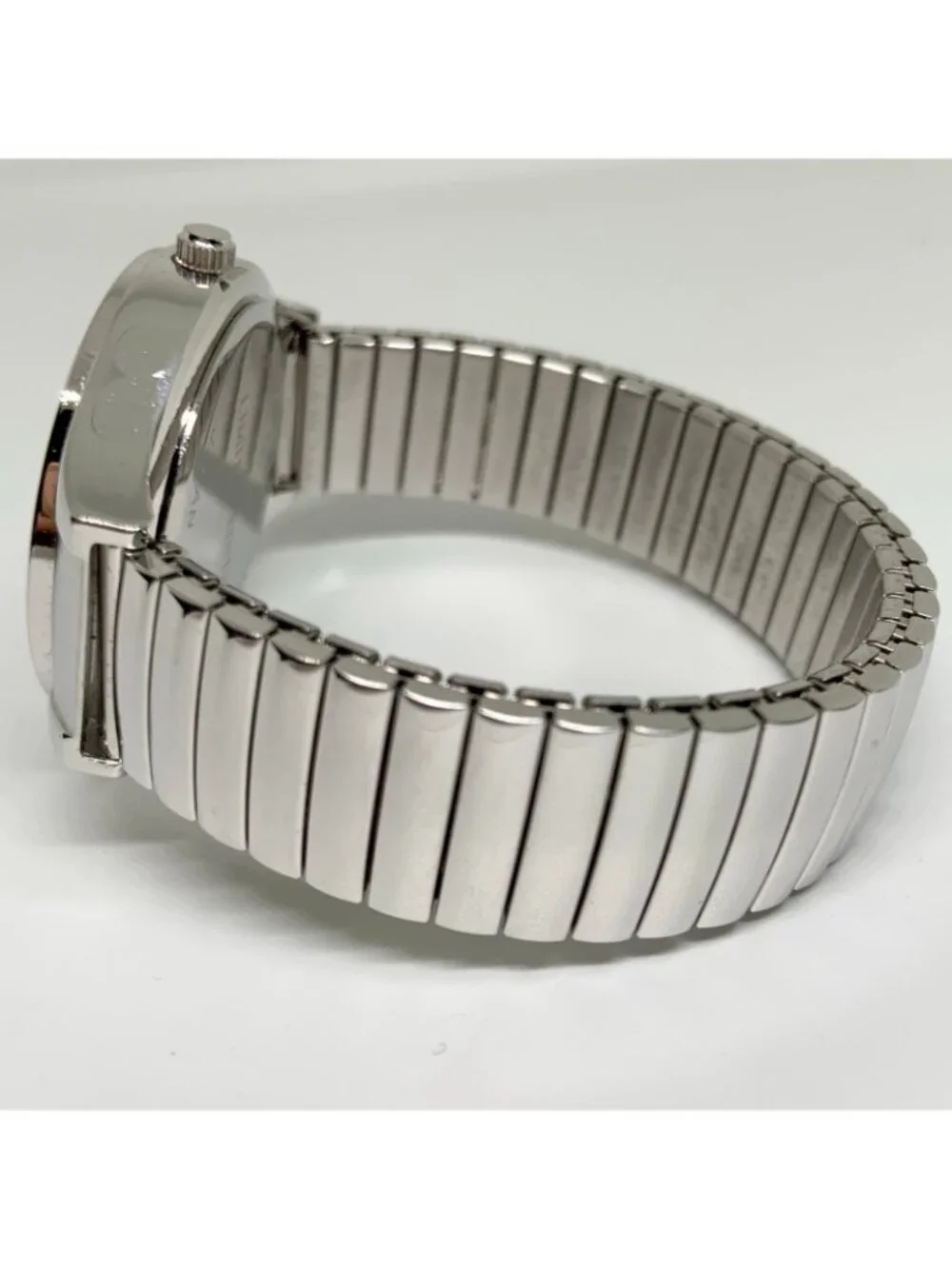 Adrienne women’s watch limited edition silver tone 36mm quartz mop dial running